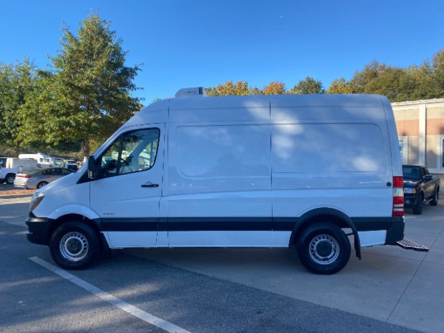Used 2015 Freightliner Sprinter 2500 w/ Additional Battery Package image 2