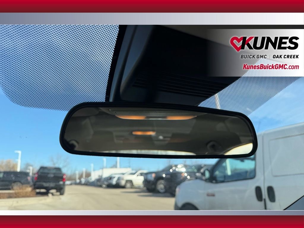 Used 2025 Nissan Altima 2.5 SV image 21