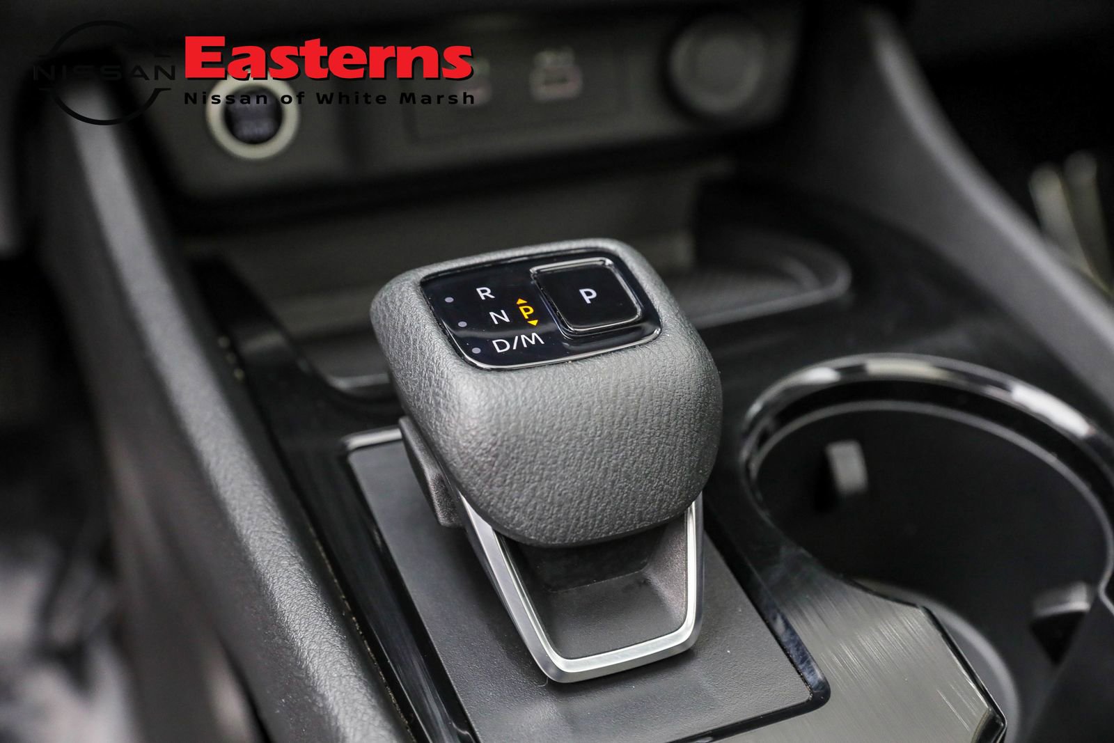 Used 2022 Nissan Rogue SV w/ SV Premium Package image 38