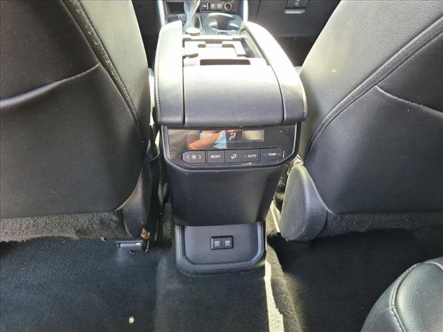 Used 2021 Toyota Highlander XSE AWD/4WD image 17