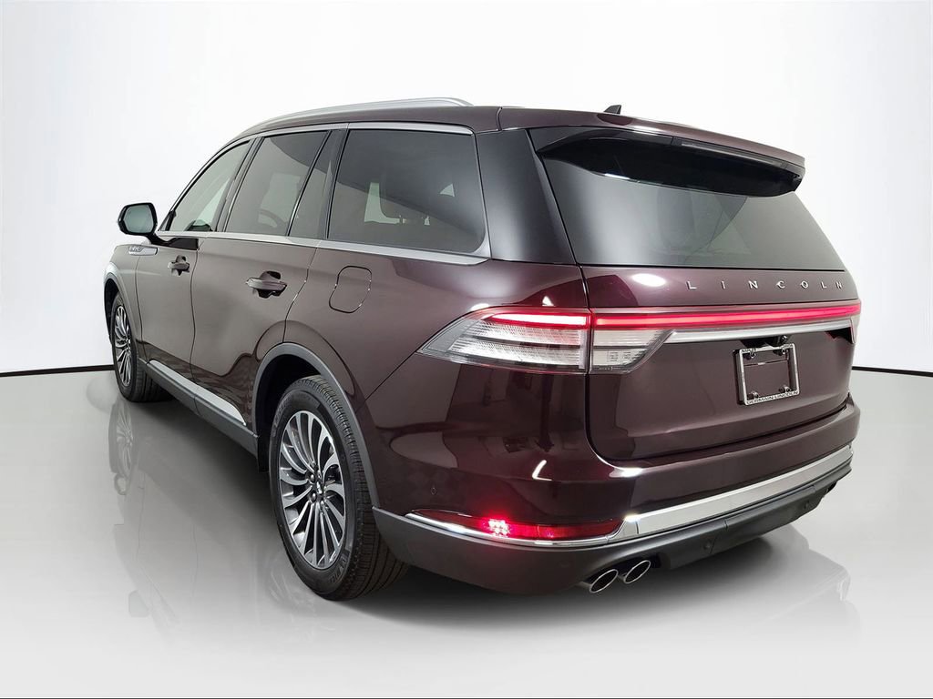 Used 2023 Lincoln Aviator Reserve w/ Equipment Group 201A RWD image 4