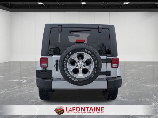 Used 2018 Jeep Wrangler Unlimited Sahara w/ Connectivity Group image 4