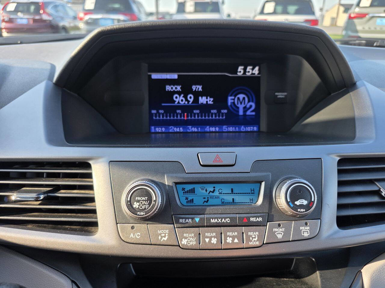 Used 2013 Honda Odyssey LX image 17