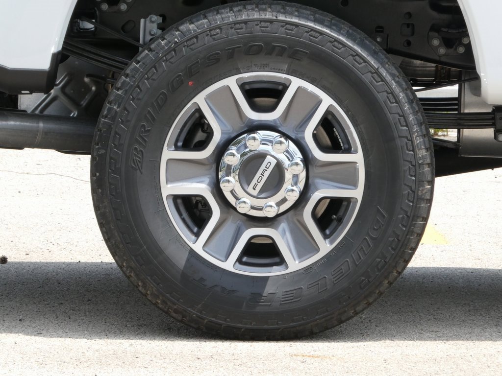 New 2025 Ford F350 XLT w/ FX4 Off-Road Package image 20