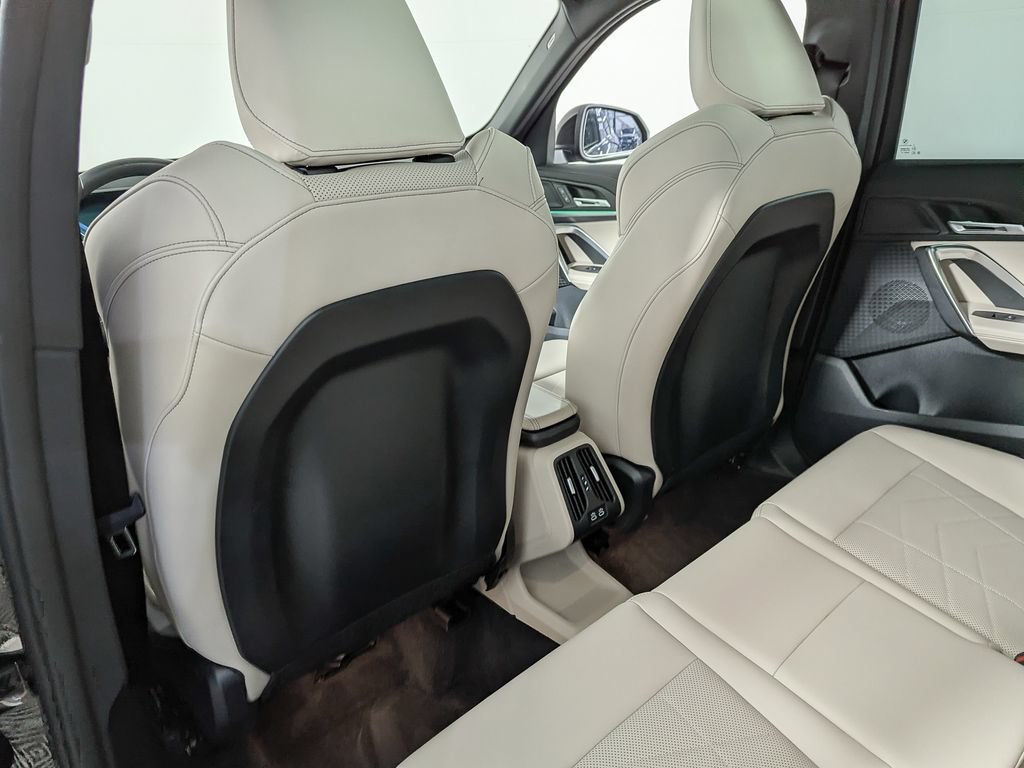 Used 2025 BMW X1 xDrive28i w/ Technology Package AWD/4WD image 41
