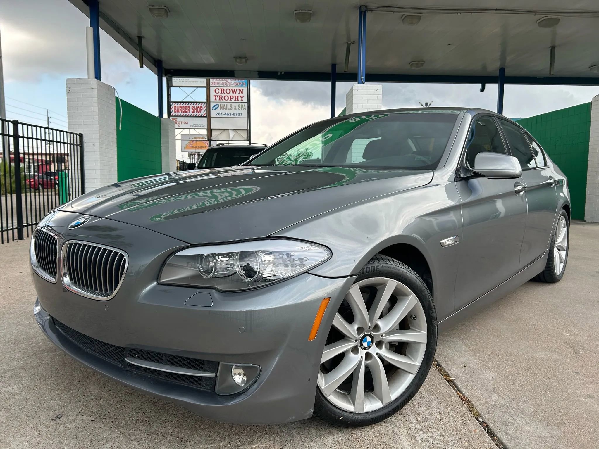 Used 2011 BMW 535i Sedan image 2