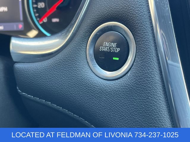 Used 2023 Chevrolet Traverse LT image 16