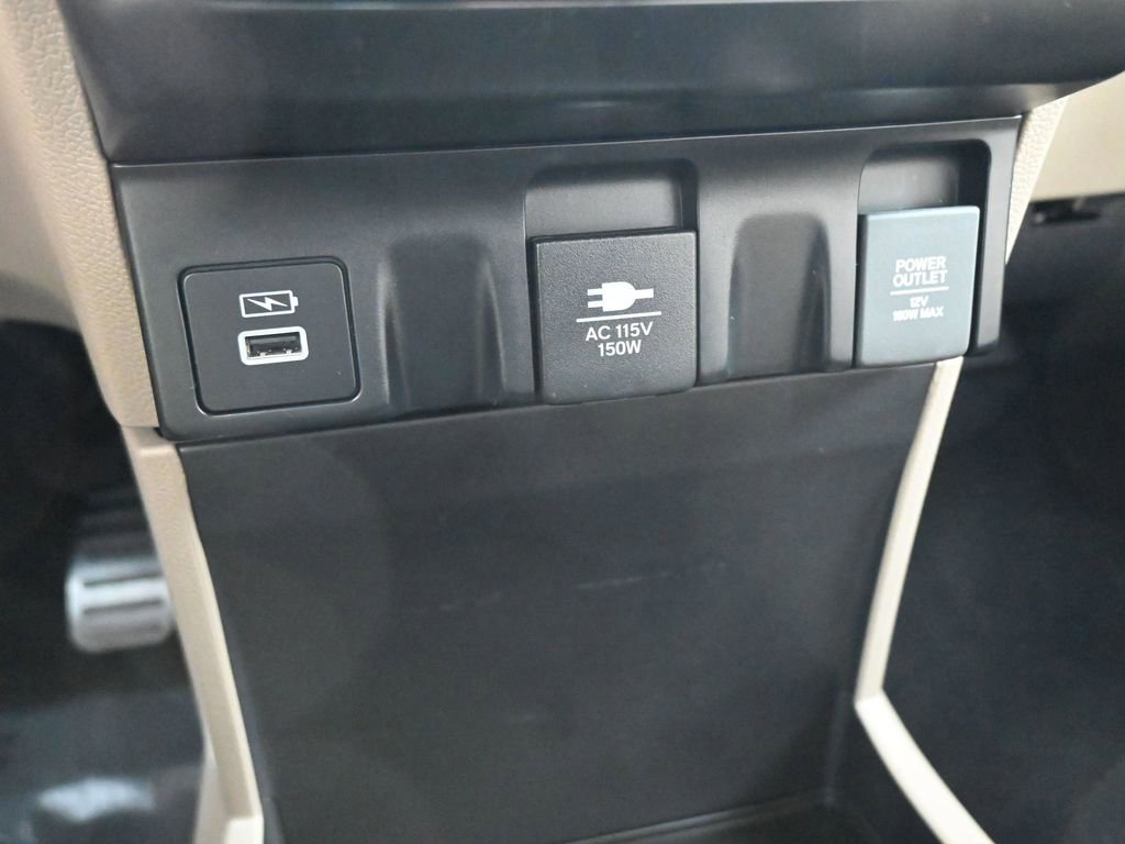 Used 2024 Honda Odyssey Elite image 16