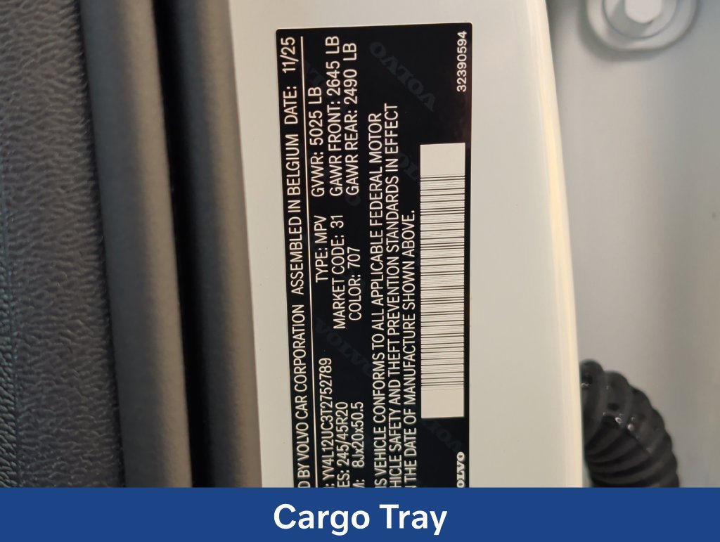 New 2026 Volvo XC40 B5 Plus w/ Protection Package Premier AWD/4WD image 39