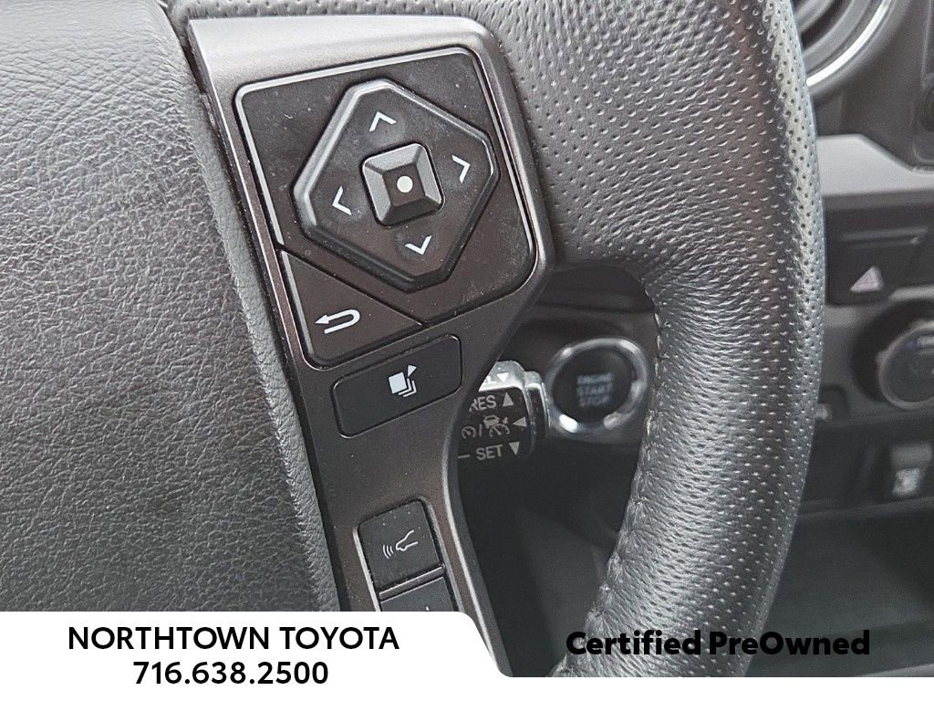 Used 2022 Toyota Tacoma TRD Off-Road image 19