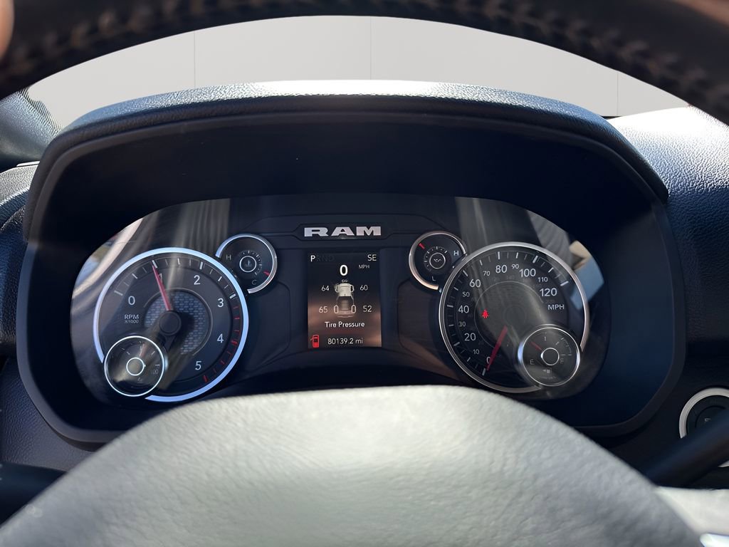 Used 2024 RAM 3500 Big Horn AWD/4WD image 32