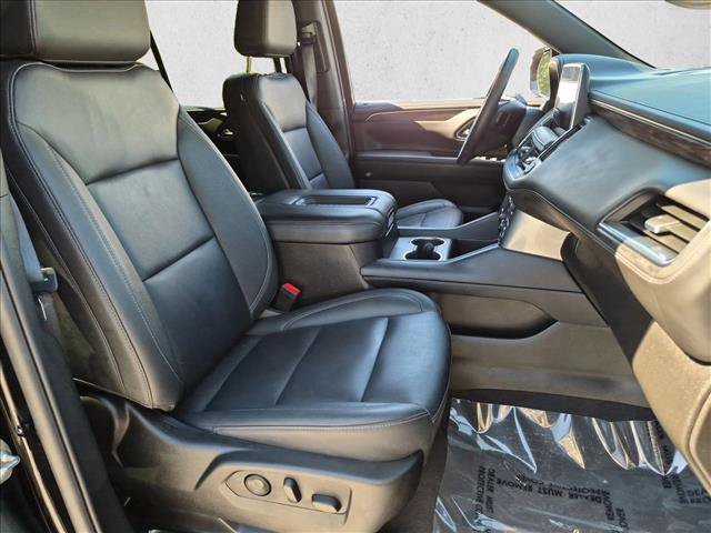Used 2024 Chevrolet Tahoe Z71 w/ Luxury Package AWD/4WD image 23
