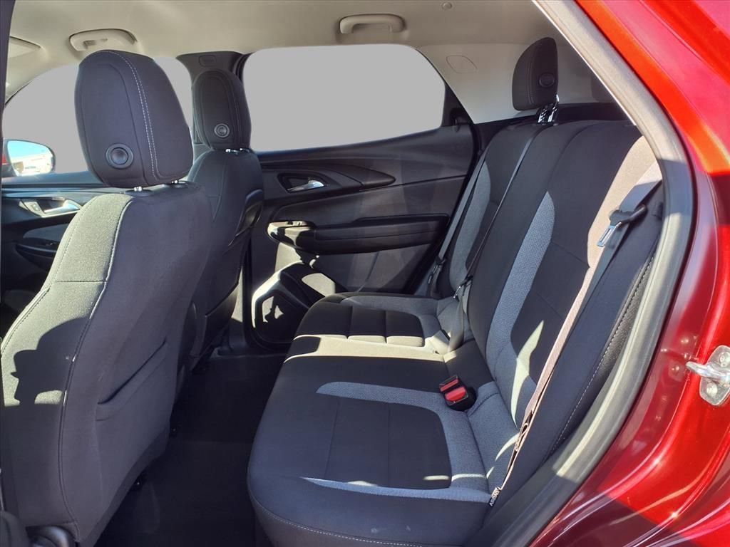 Used 2025 Chevrolet TrailBlazer LT w/ Driver Confidence Package image 22
