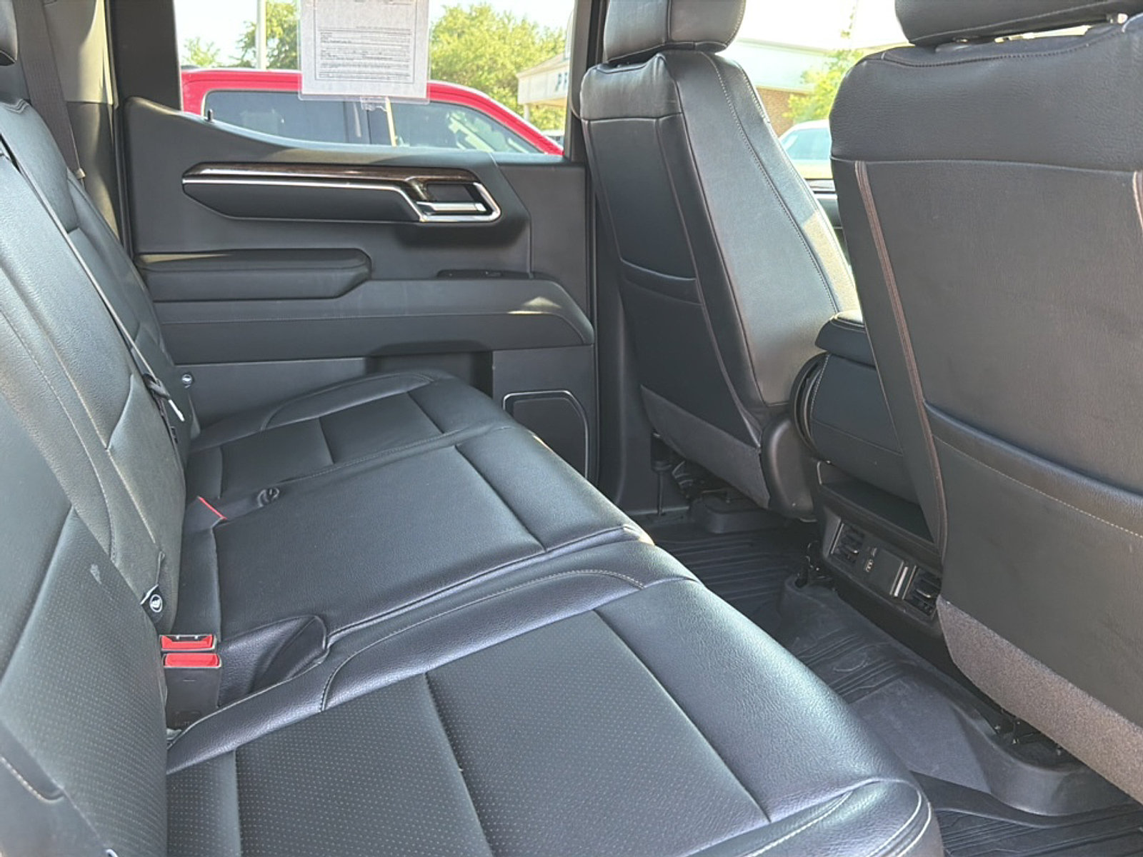 Used 2024 GMC Sierra 1500 SLE w/ Preferred Package AWD/4WD image 12