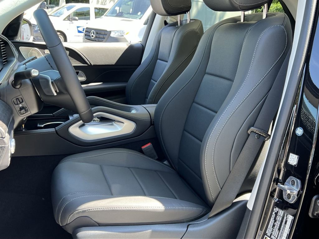 Used 2025 Mercedes-Benz GLE 350 4MATIC image 11