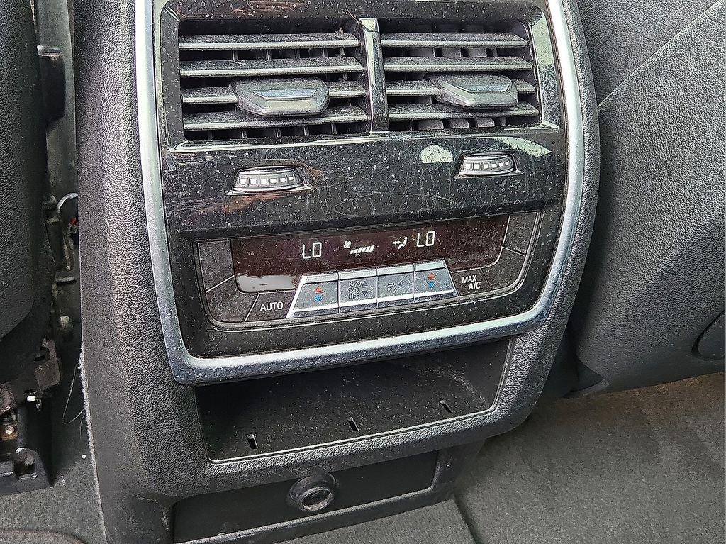 Used 2021 BMW X5 sDrive40i w/ M Sport Package image 17