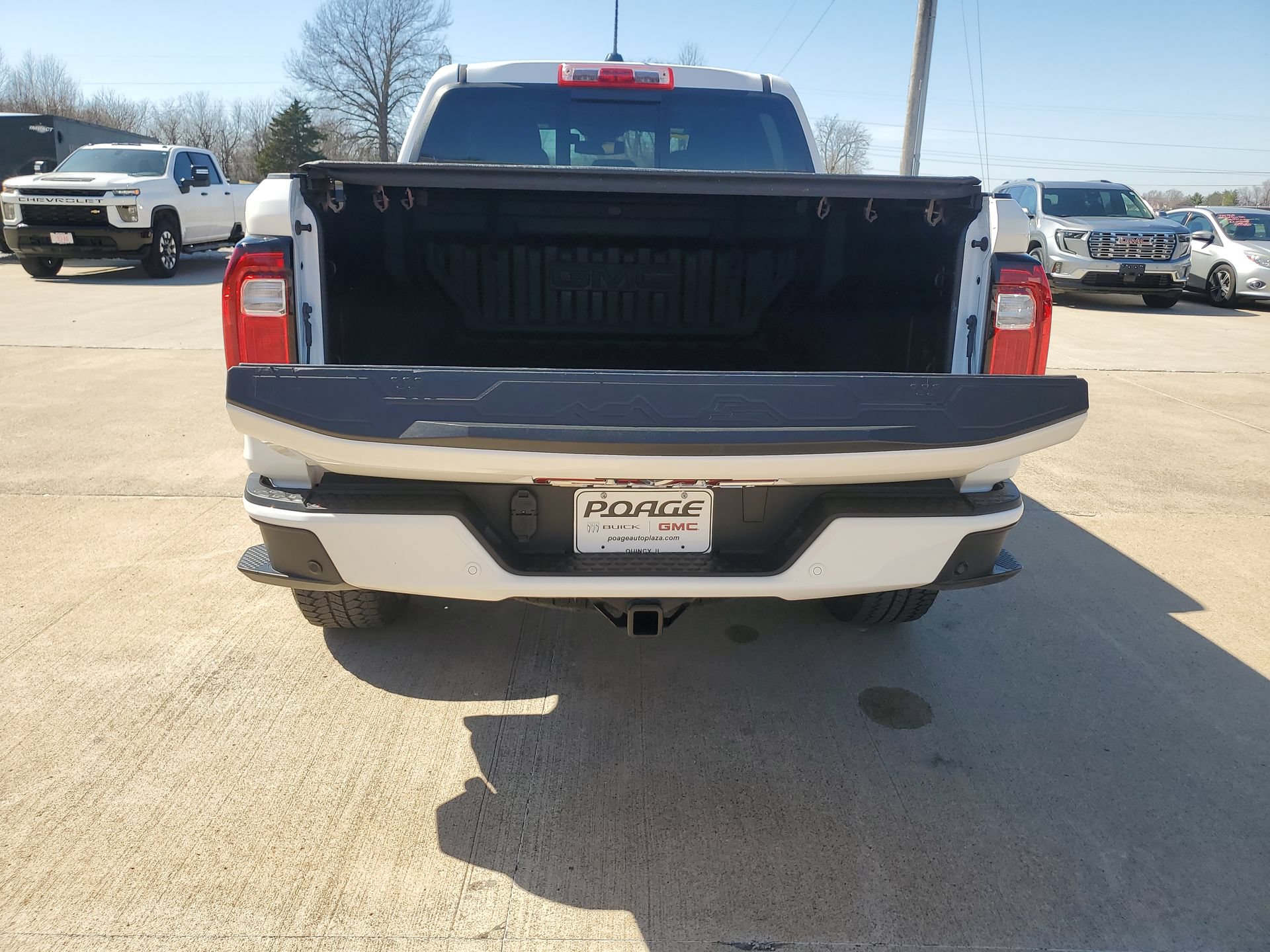 Used 2025 GMC Canyon Denali AWD/4WD image 33
