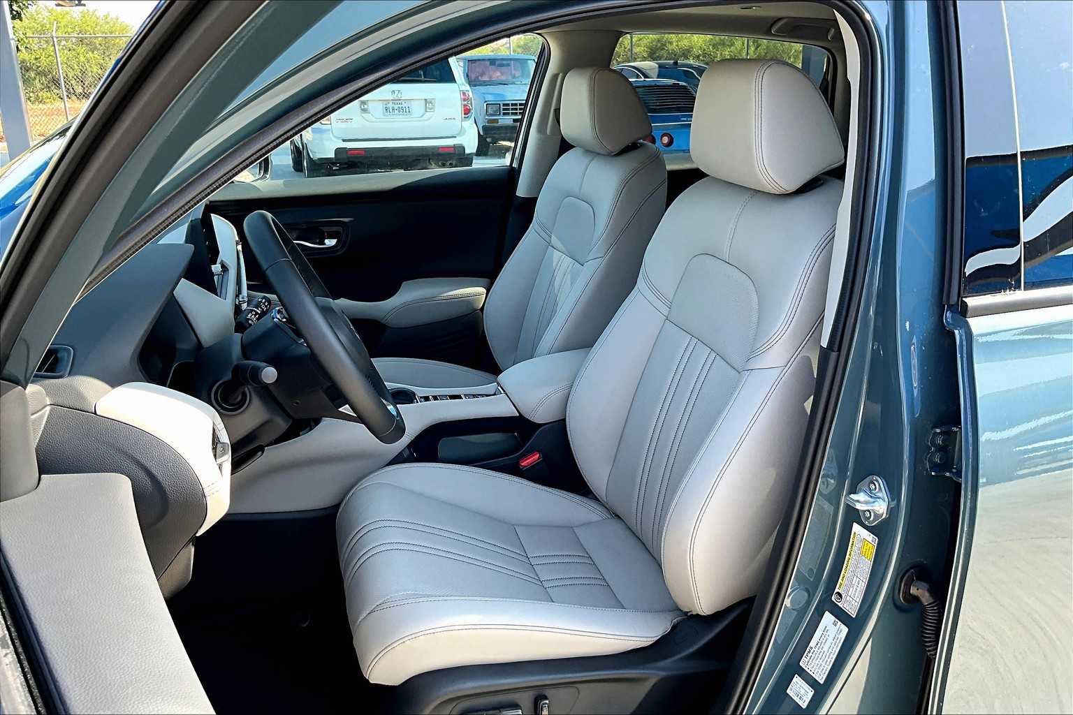 New 2026 Honda HR-V EX-L image 9