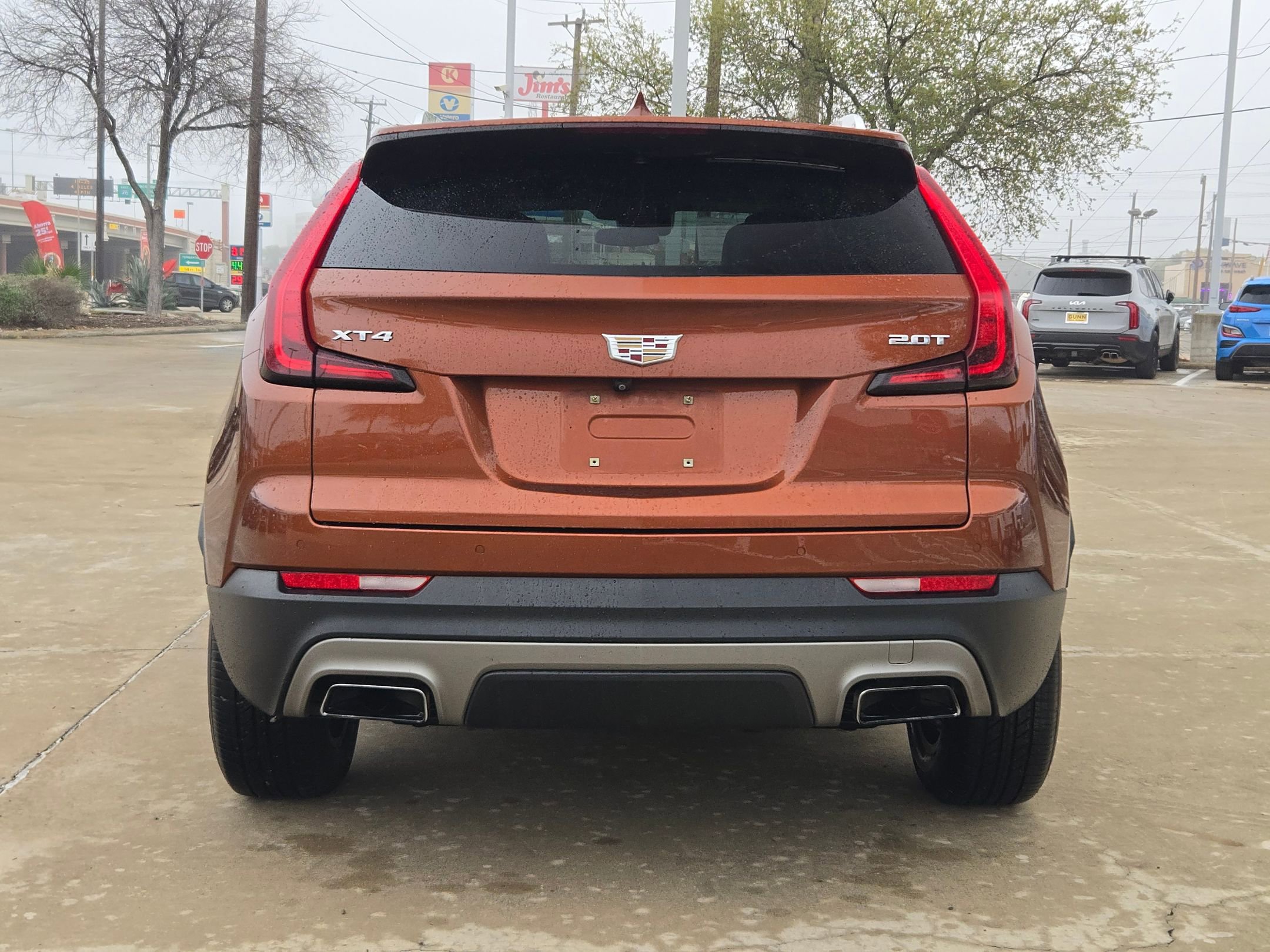 Used 2019 Cadillac XT4 Premium Luxury image 4