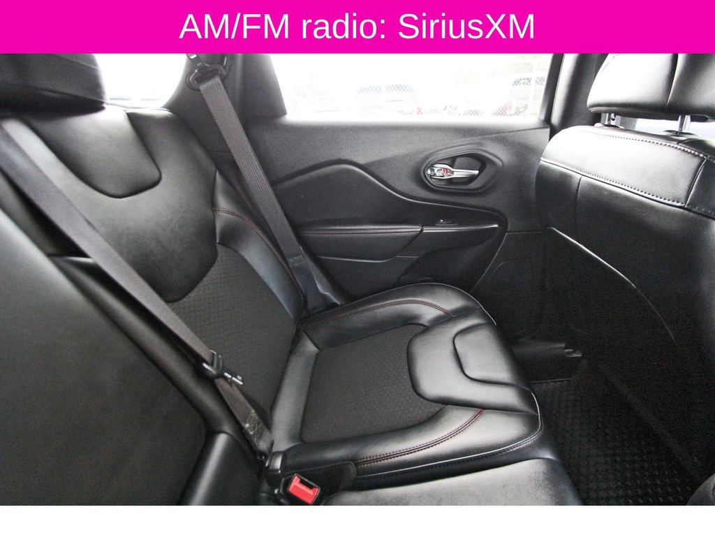 Used 2022 Jeep Cherokee Trailhawk w/ Trailer Tow Group image 11