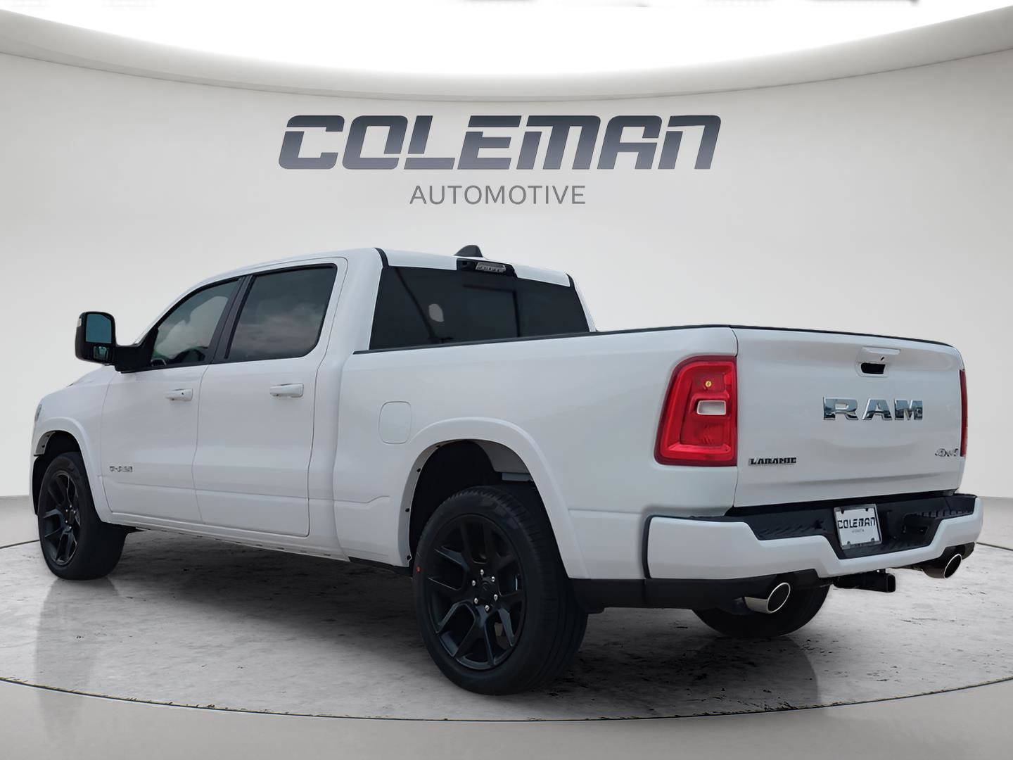 New 2026 RAM 1500 Laramie w/ Advanced Safety Group II AWD/4WD image 3