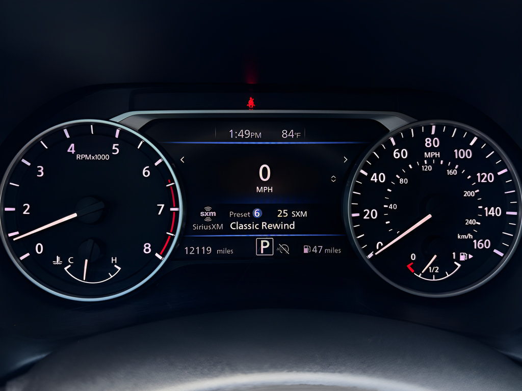 Used 2025 Nissan Sentra SR FWD image 14