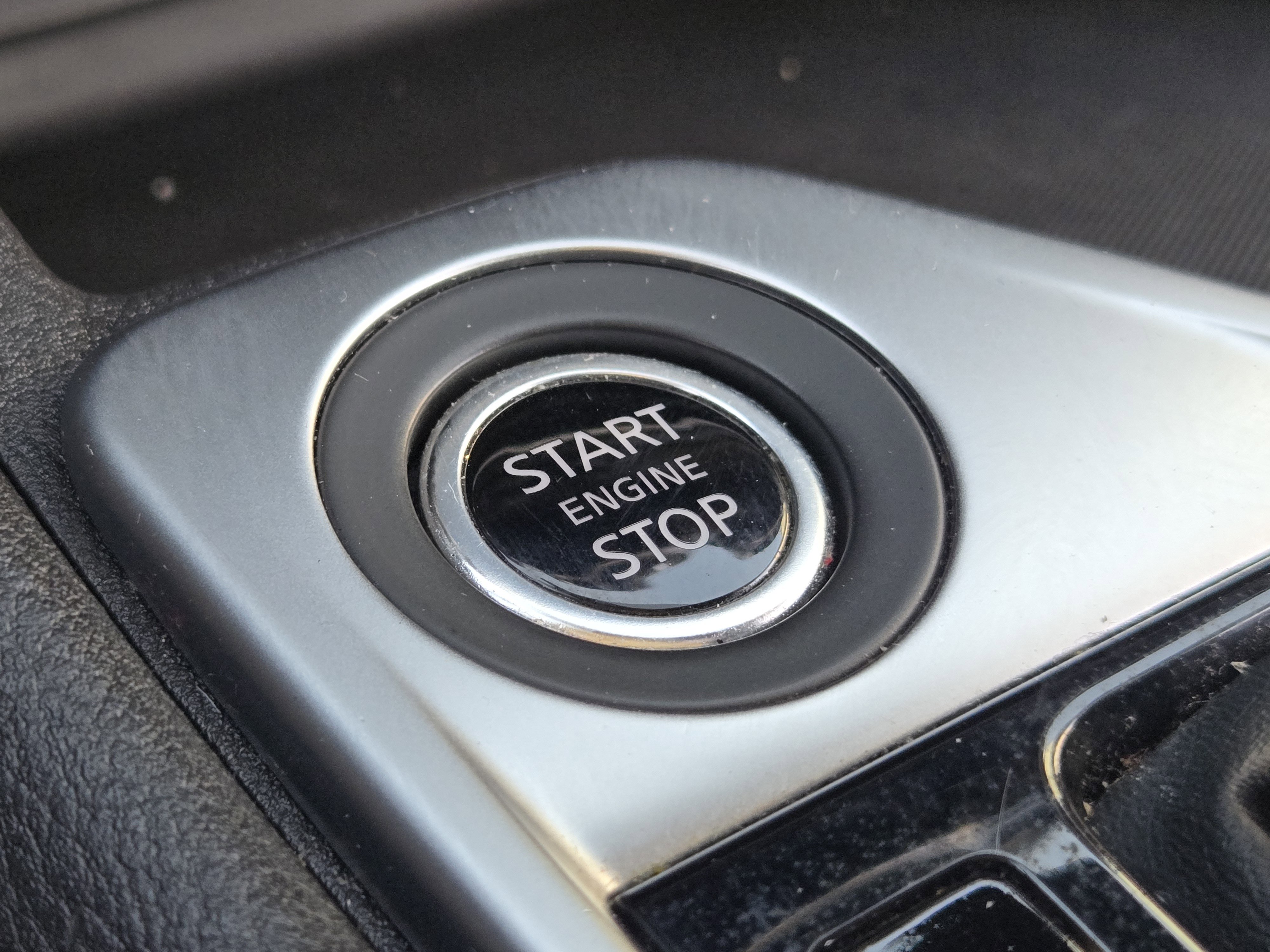 Used 2024 Nissan Sentra SV image 24