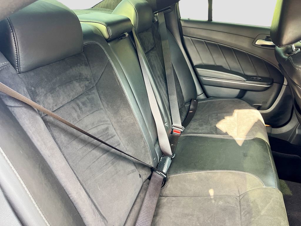Used 2019 Dodge Charger R/T w/ Plus Group RWD image 28