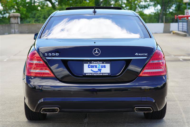 Used 2010 Mercedes-Benz S 550 4MATIC image 4
