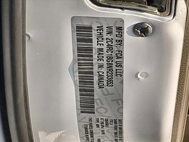 Used 2022 Chrysler Pacifica Touring-L FWD image 25