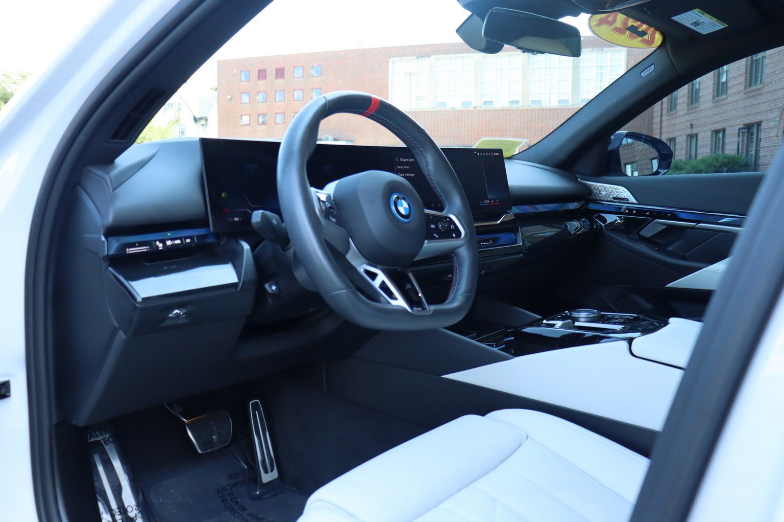 Used 2024 BMW i5 M60 w/ Premium Package AWD/4WD image 12