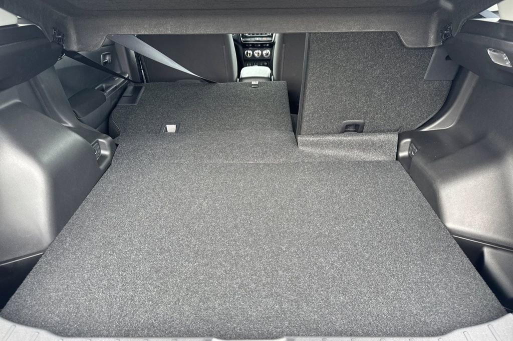 New 2026 Mitsubishi Outlander Sport LE AWD/4WD image 15