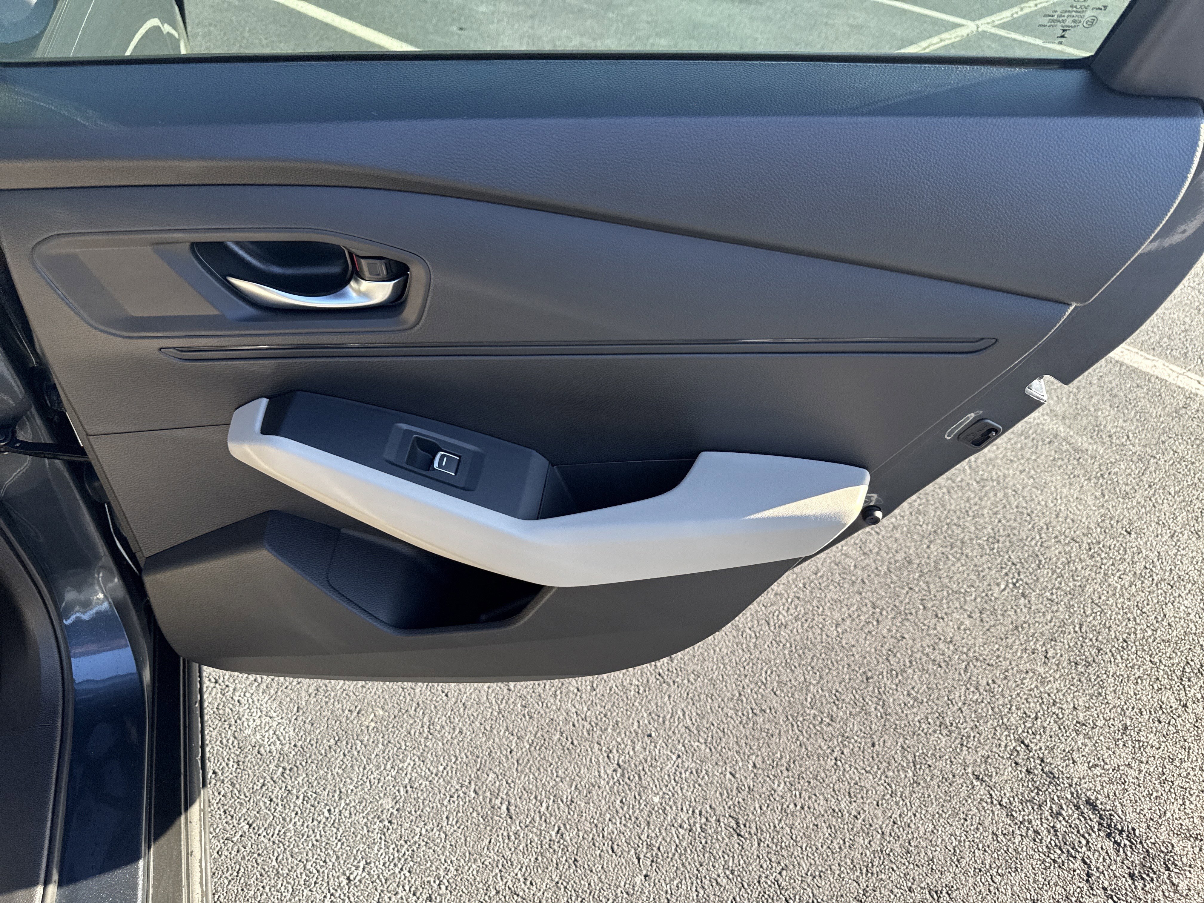 Used 2023 Honda Accord EX image 34