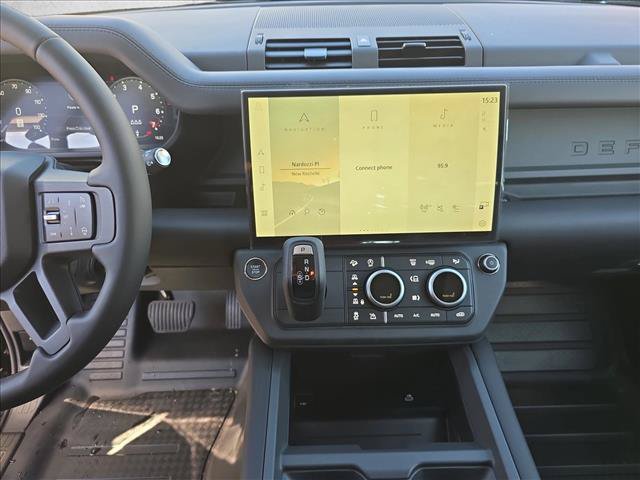 New 2026 Land Rover Defender 110 S AWD/4WD image 21