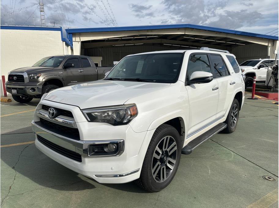 Used 2015 Toyota 4Runner Limited image 2