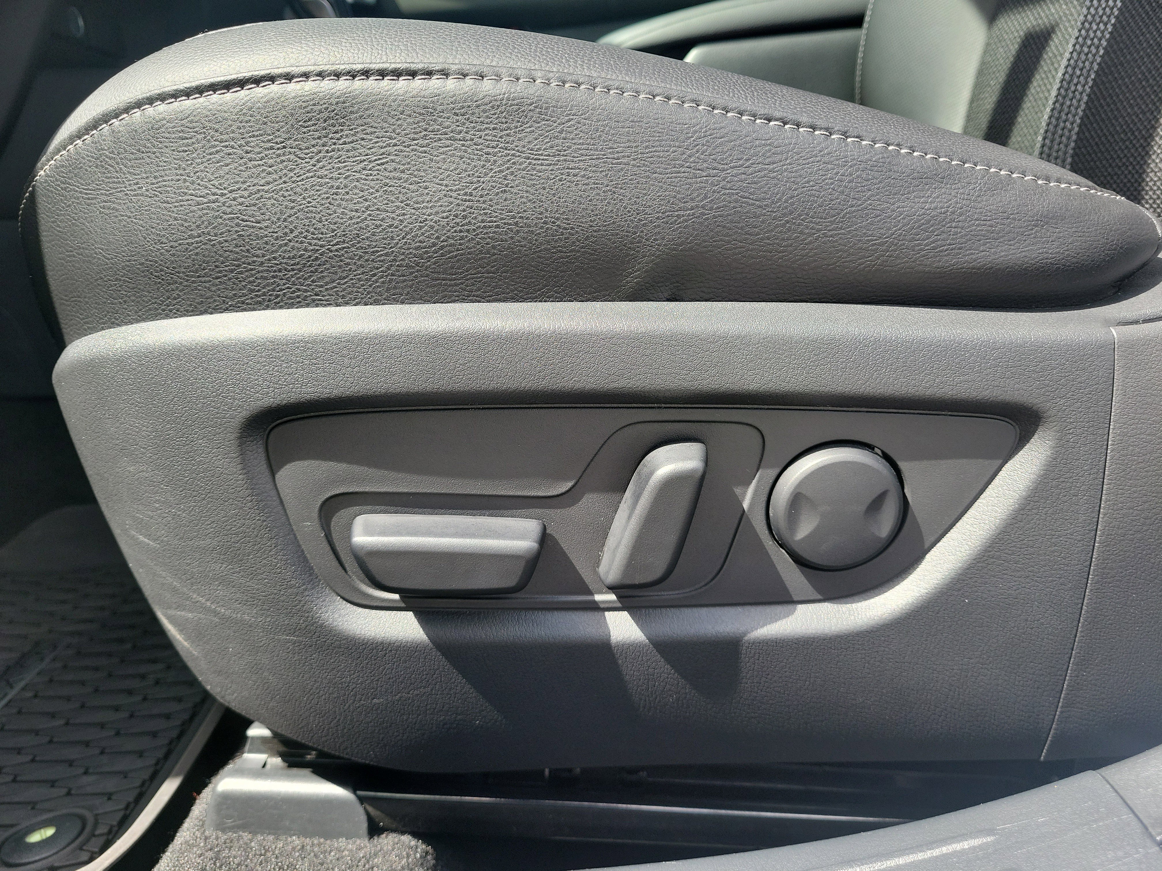 Used 2025 MAZDA CX-50 AWD 2.5 S w/ Preferred Package image 15