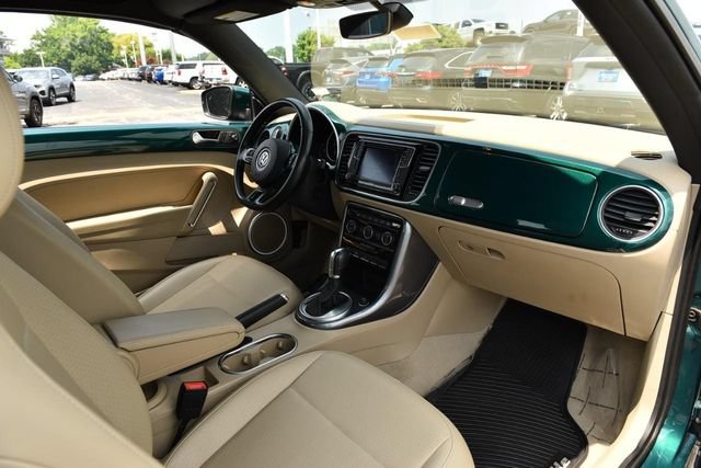 Used 2017 Volkswagen Beetle 1.8T SEL FWD image 8
