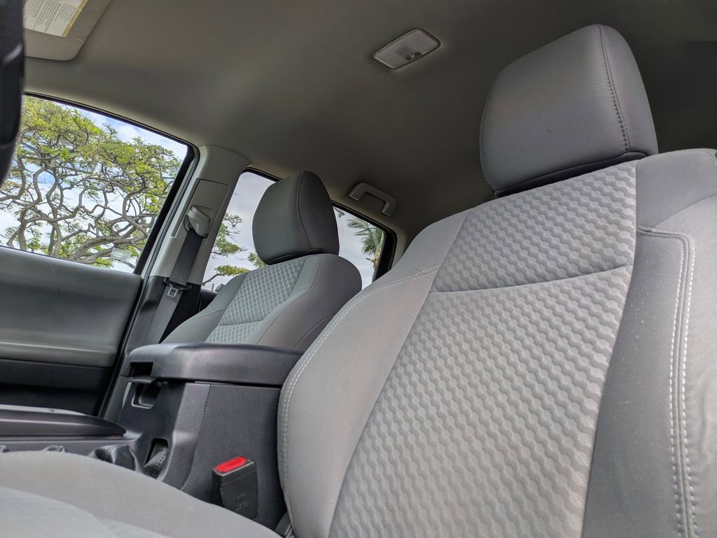 Used 2021 Toyota Tacoma SR AWD/4WD image 14