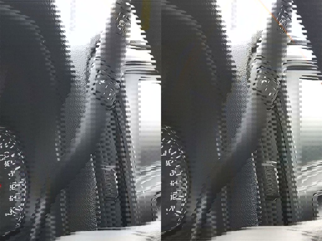 Used 2018 Chevrolet Silverado 1500 Custom w/ Custom Value Package image 15