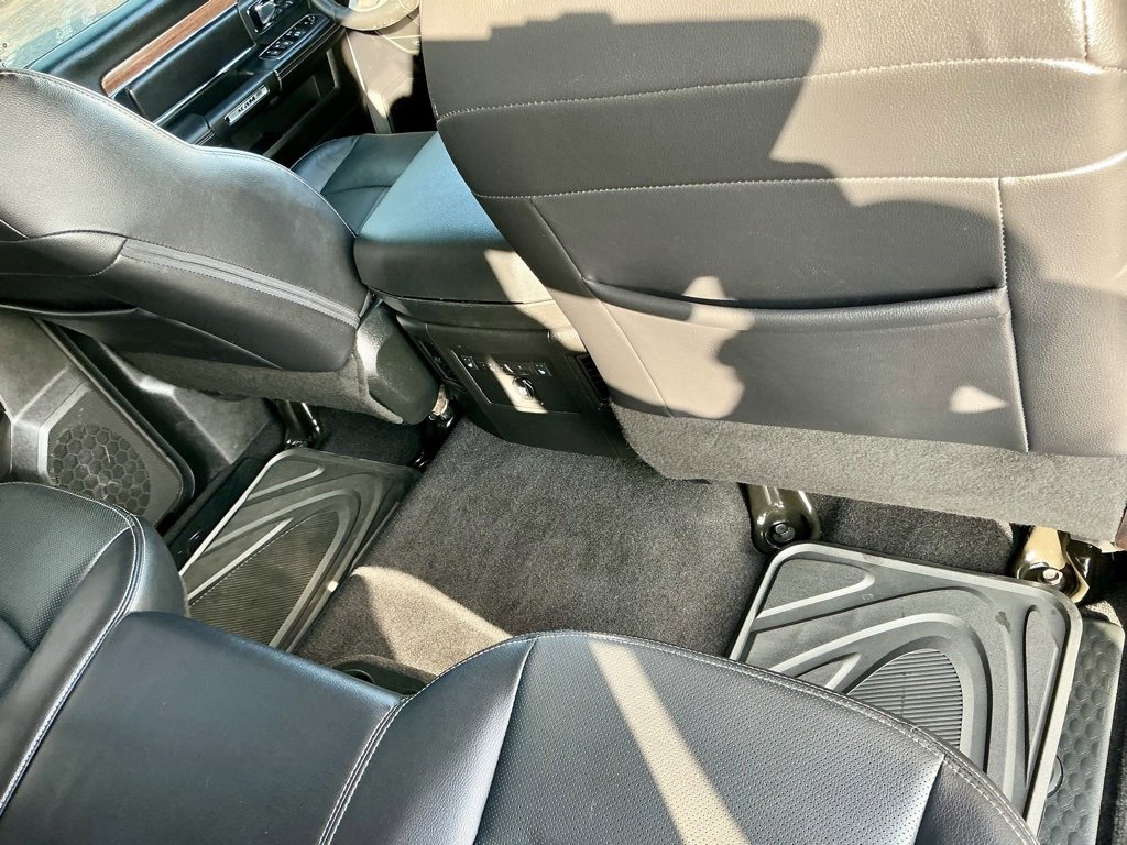 Used 2018 RAM 2500 Laramie w/ Convenience Group image 26