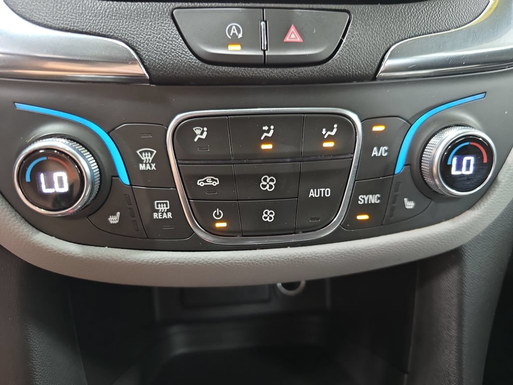 Used 2024 Chevrolet Equinox LT AWD/4WD image 21