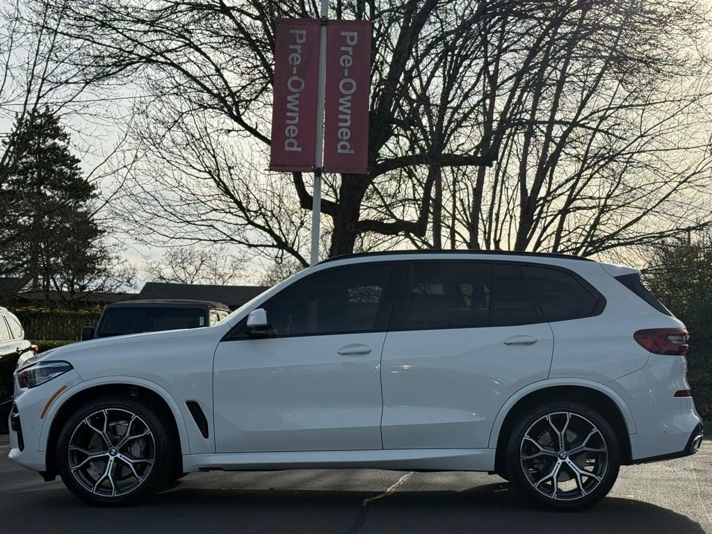 Used 2023 BMW X5 xDrive40i w/ M Sport Package image 3