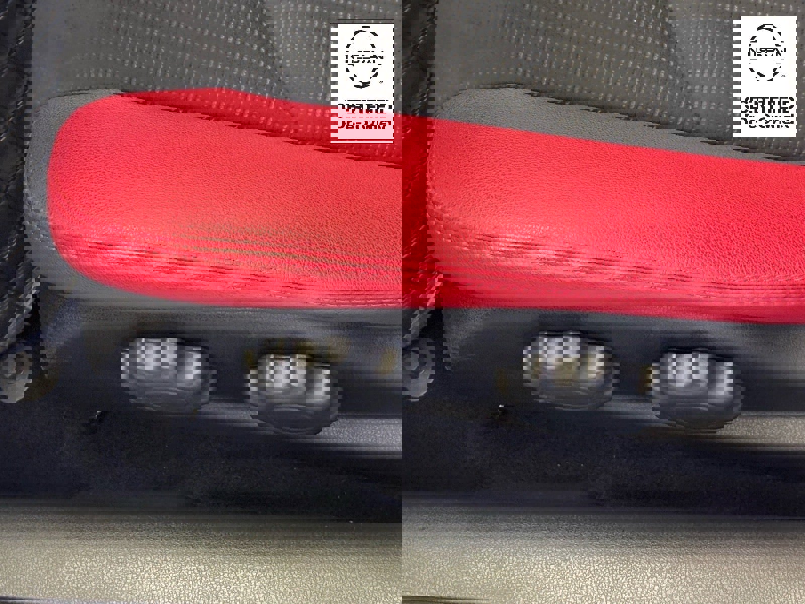 Certified 2024 Nissan Z Performance w/ Floor Mat Package image 15