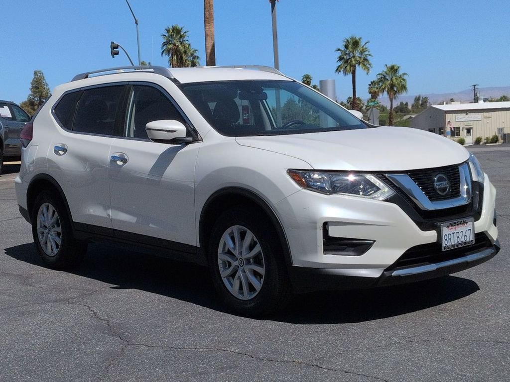 Used 2020 Nissan Rogue SV image 6