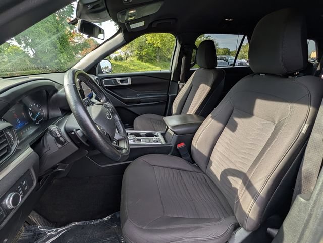 Used 2020 Ford Explorer XLT AWD/4WD image 10