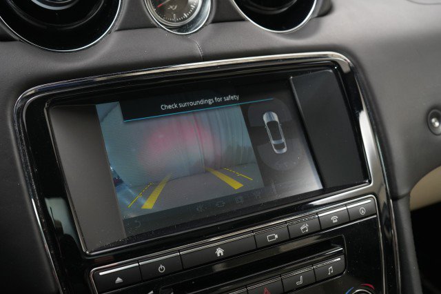 Used 2016 Jaguar XJ L Portfolio image 49