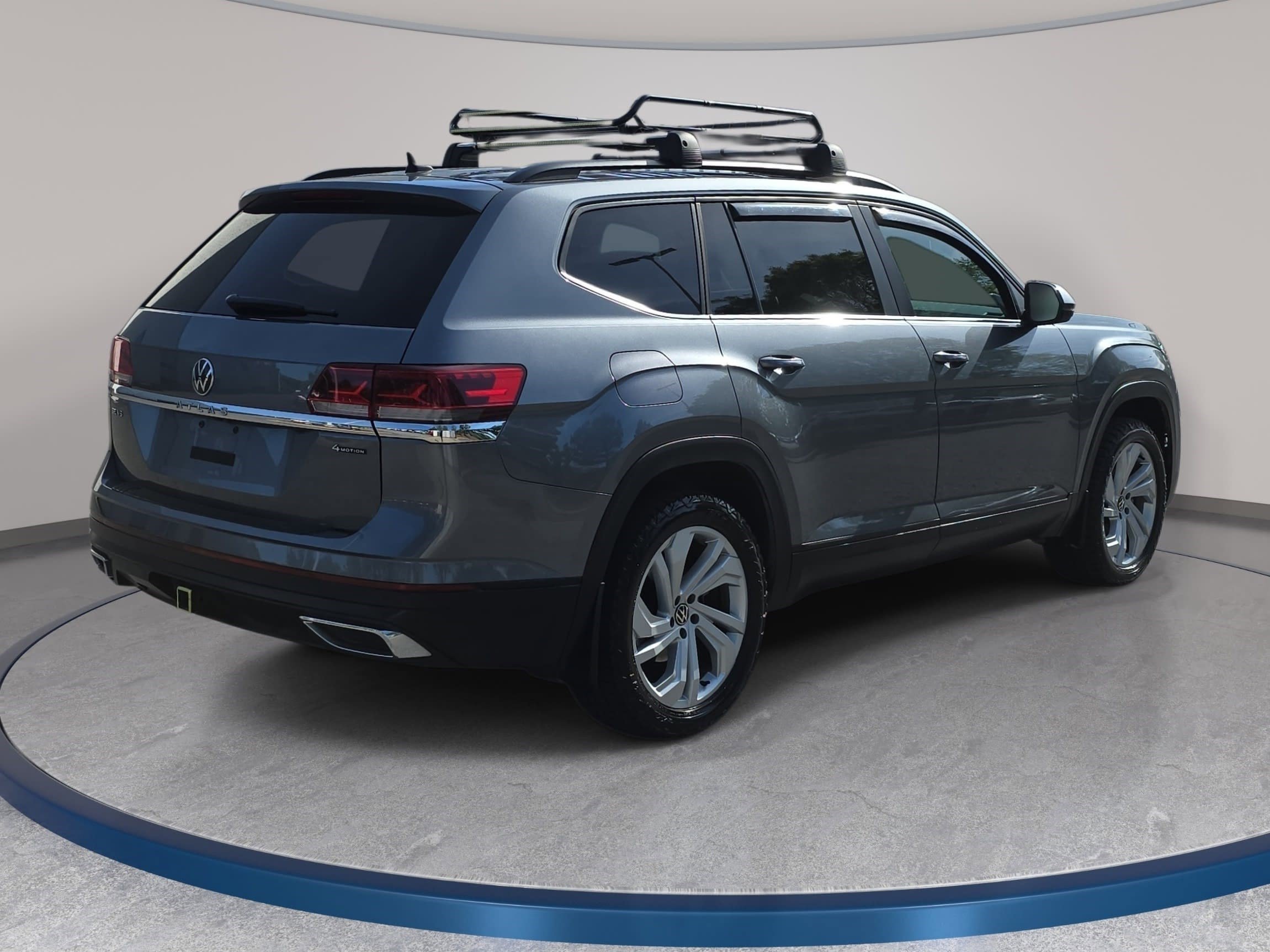 Used 2023 Volkswagen Atlas SE image 5