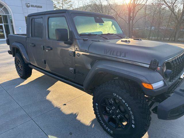 New 2026 Jeep Gladiator Willys video 2
