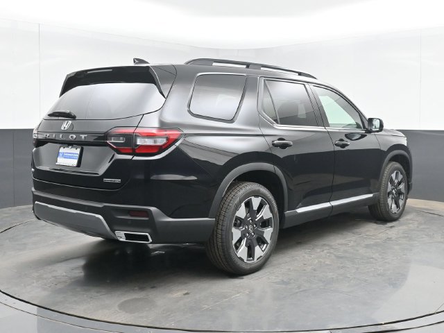 New 2026 Honda Pilot Touring image 10