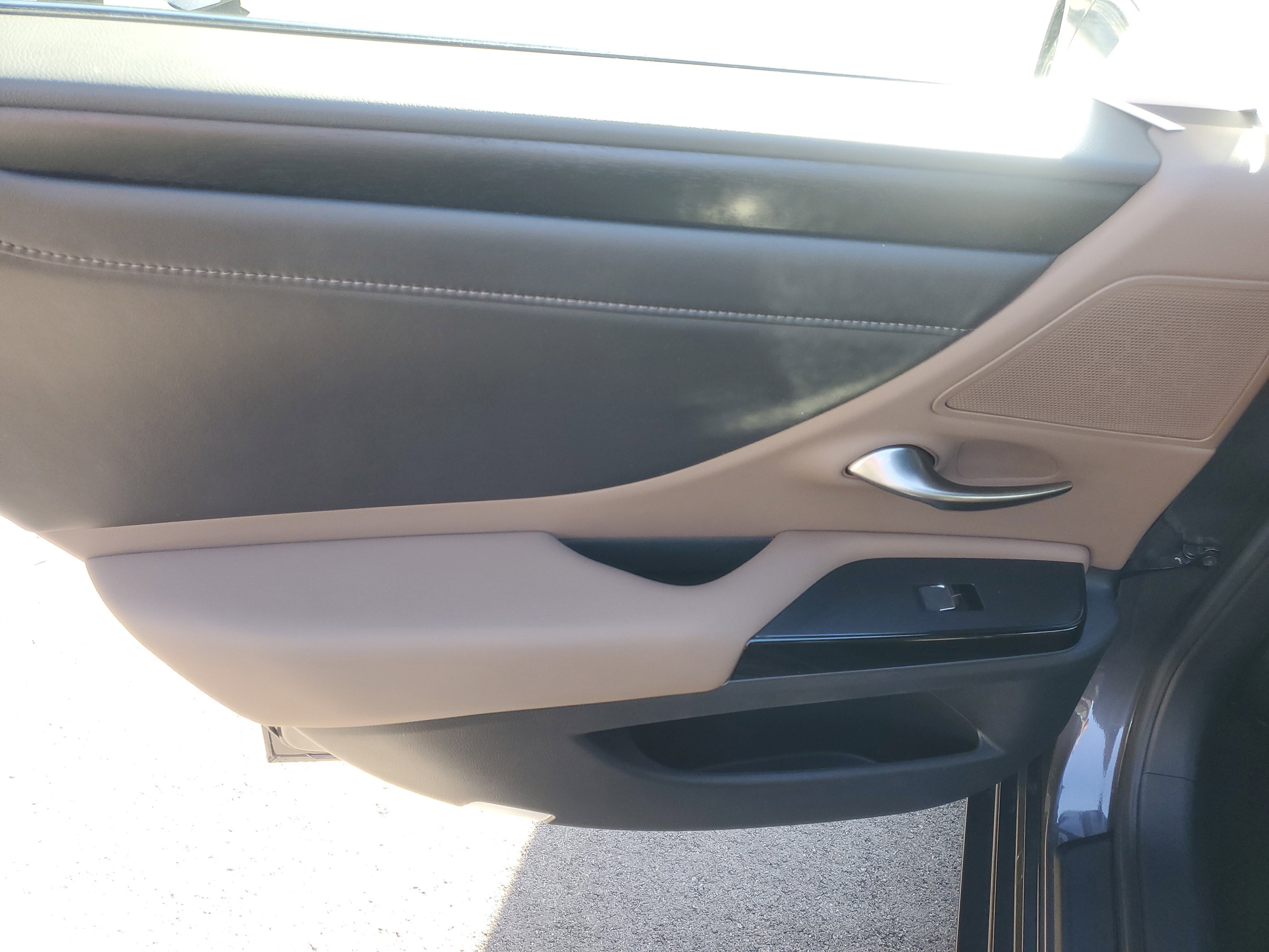 Certified 2023 Lexus ES 350 w/ Premium Package image 14